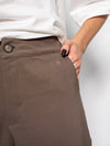 Pantalón Slouchy Café Mujer Poliéster con Isotipo VTT Bordado