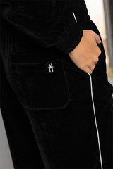 Pantalón Femenino Bordado Color Negro