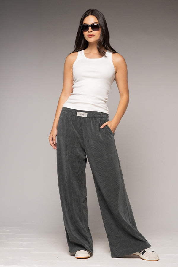 Pantalón Femenino En Corduroy Color Gris
