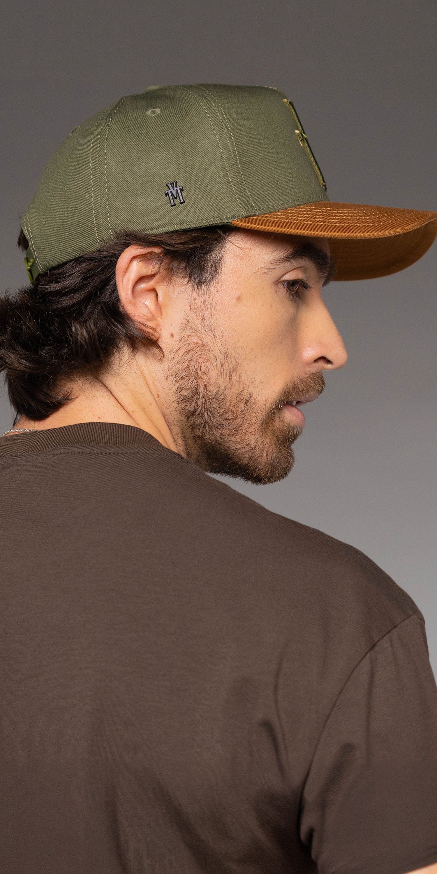 Gorra Unisex Verde y Ocre.