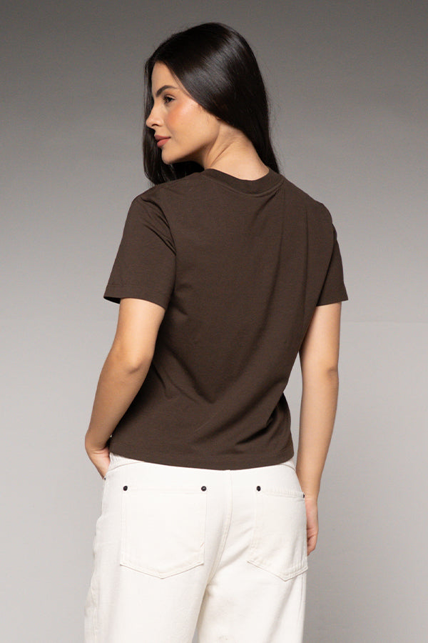 Camiseta Femenina Bordada Color Café