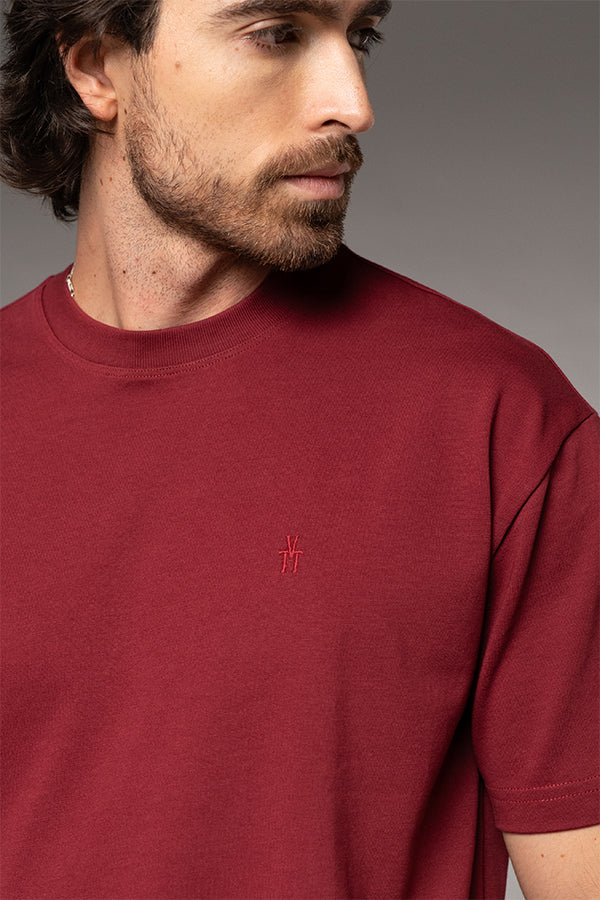 Camiseta Masculina Bordada Color Cereza