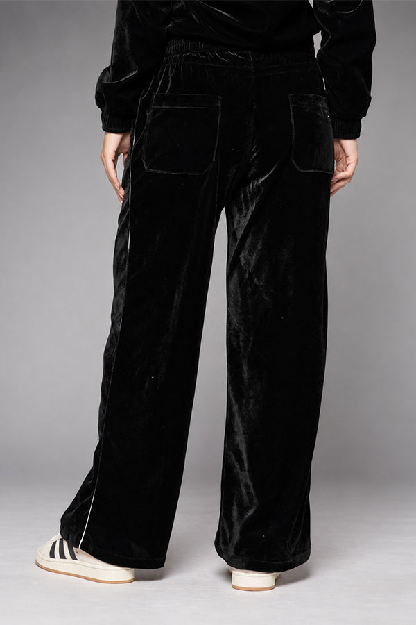 Pantalón Femenino Bordado Color Negro