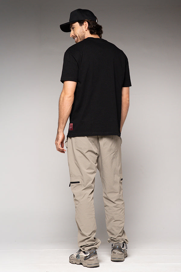 Camiseta Masculina Bordada Color Negro