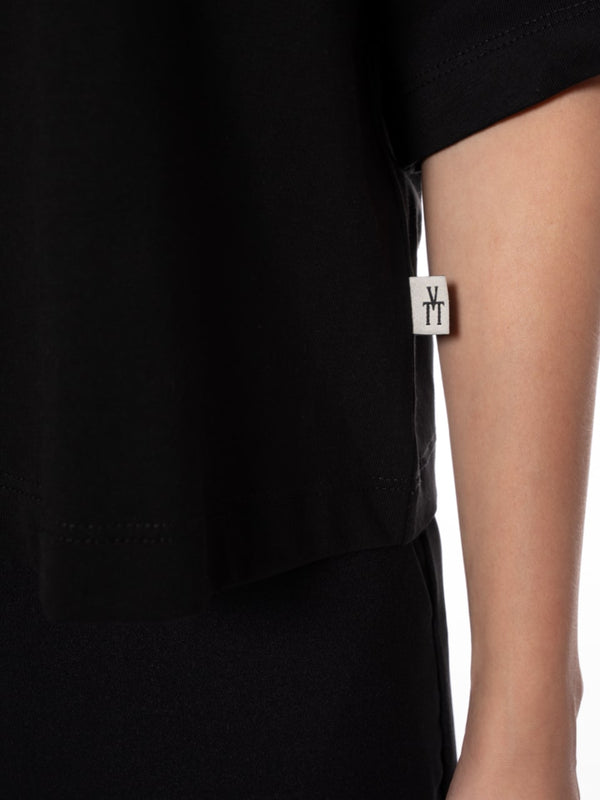 T-Shirt Oversize Corta Negra Mujer Algodón 190gr con Cuello Rib con Detalles